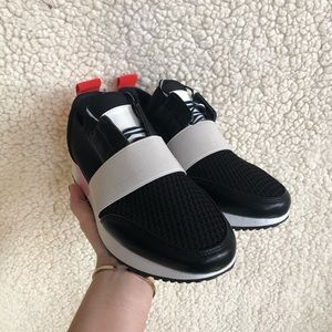 Steve Madden Fashion Sneakers